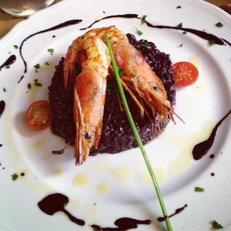 AIdente Trattoria E Vineria